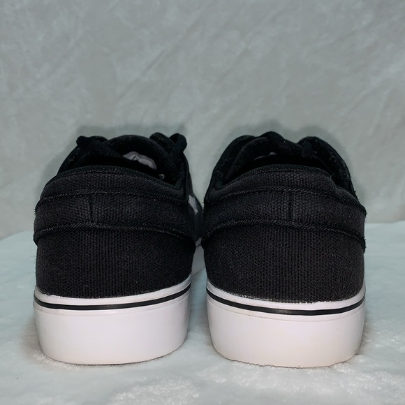 Nike SB Stefan Janoski Canvas Black/White womens size 7.5 men's size 6/euro 38.5 - Picture 6 of 8